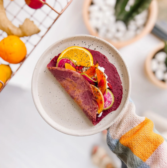 SKØNNE LYSE PANDKAGER MED RØDBEDE OG COLLAGEN